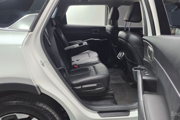 2023 Kia Sorento с пробегом 45 319 км