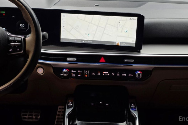 2023 Kia Sorento с пробегом 29 932 км