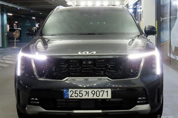 2024 Kia Sorento с пробегом 49 997 км