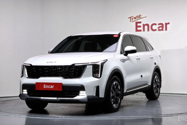 2024 Kia Sorento с пробегом 14 011 км