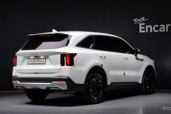2024 Kia Sorento с пробегом 15 418 км