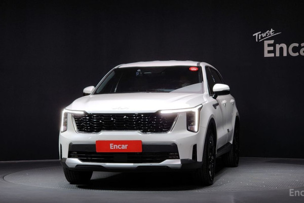 2024 Kia Sorento с пробегом 15 418 км