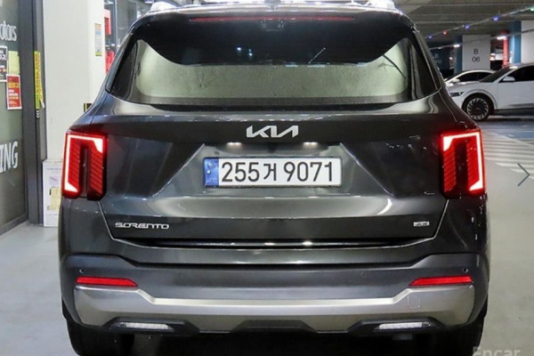 2024 Kia Sorento с пробегом 49 997 км