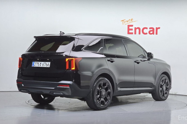 2024 Kia Sorento с пробегом 11 874 км