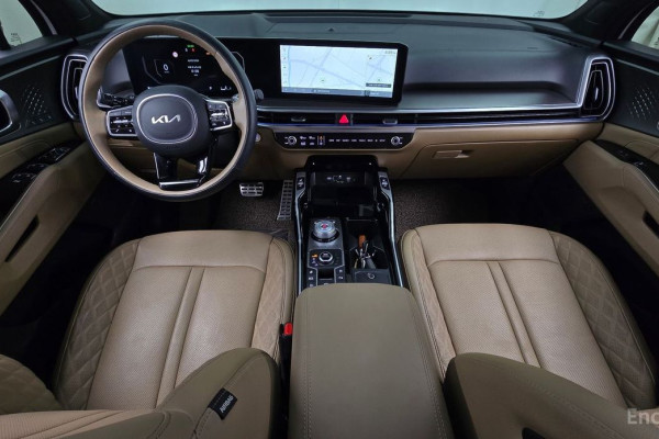 2023 Kia Sorento с пробегом 28 326 км