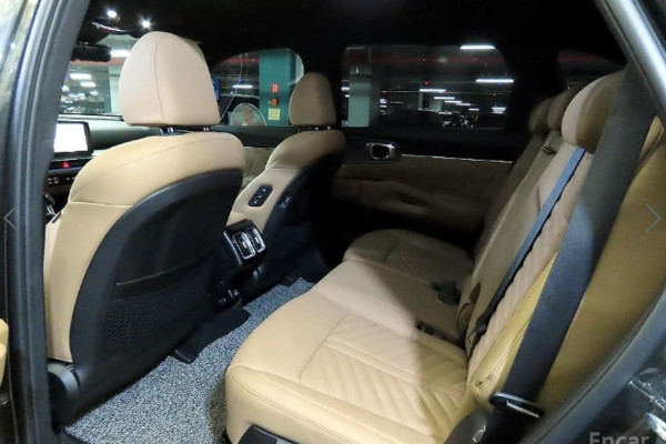 2024 Kia Sorento с пробегом 49 997 км