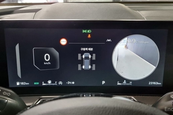 2024 Kia Sorento с пробегом 23 163 км