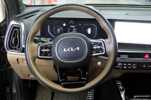 2024 Kia Sorento с пробегом 49 997 км