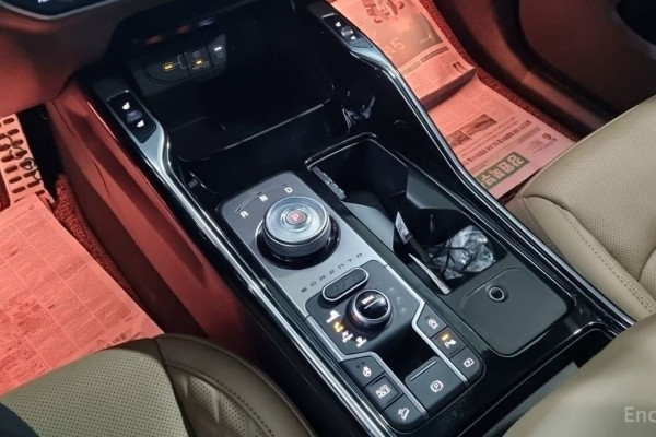 2024 Kia Sorento с пробегом 23 163 км