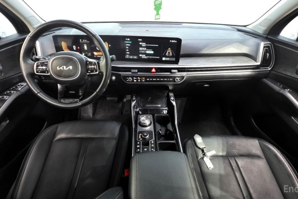 2023 Kia Sorento с пробегом 14 042 км