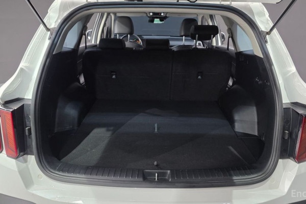 2023 Kia Sorento с пробегом 45 319 км