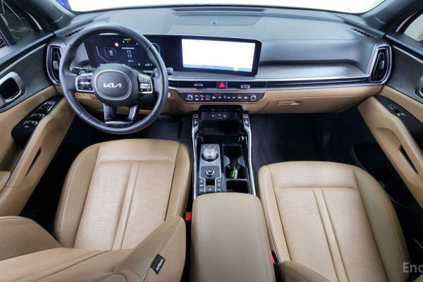 2024 Kia Sorento с пробегом 15 418 км