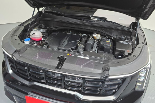 2024 Kia Sorento с пробегом 11 874 км