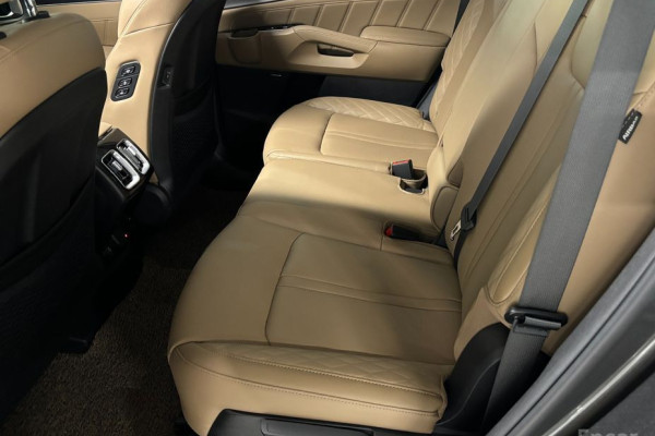 2025 Kia Sorento с пробегом 24 144 км