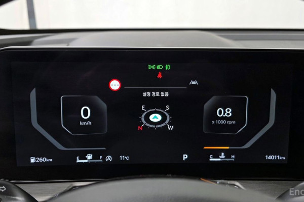 2024 Kia Sorento с пробегом 14 011 км