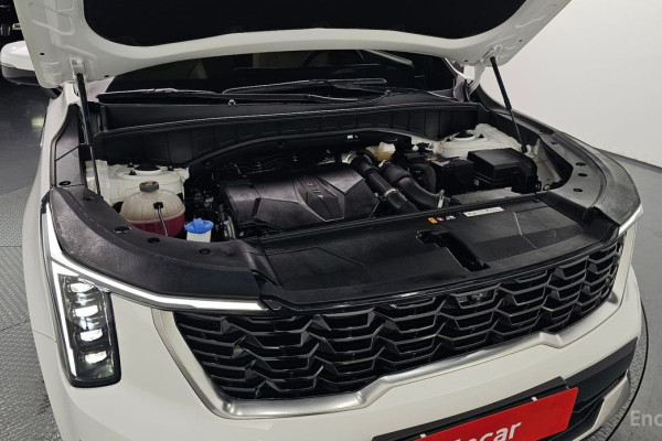 2023 Kia Sorento с пробегом 18 872 км