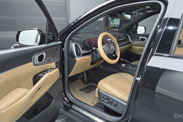 2024 Kia Sorento с пробегом 11 874 км