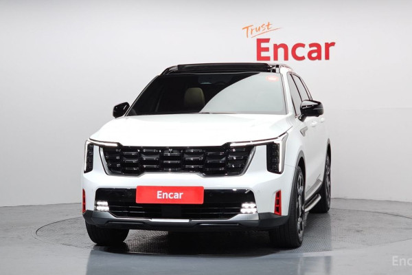 2023 Kia Sorento с пробегом 25 381 км