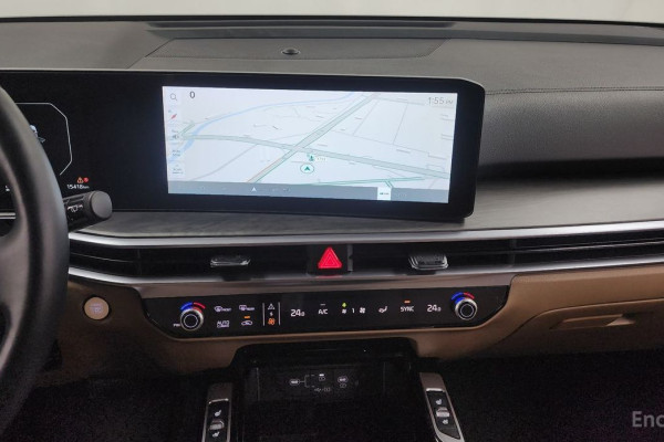 2024 Kia Sorento с пробегом 15 418 км