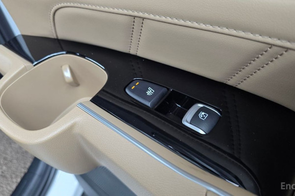 2023 Kia Sorento с пробегом 28 326 км