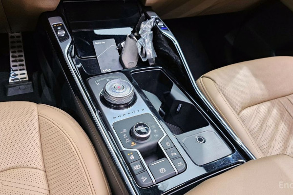 2023 Kia Sorento с пробегом 36 071 км