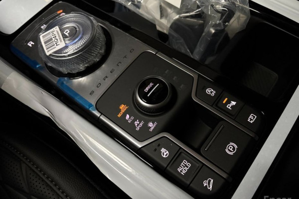 2026 Kia Sorento с пробегом 32 км