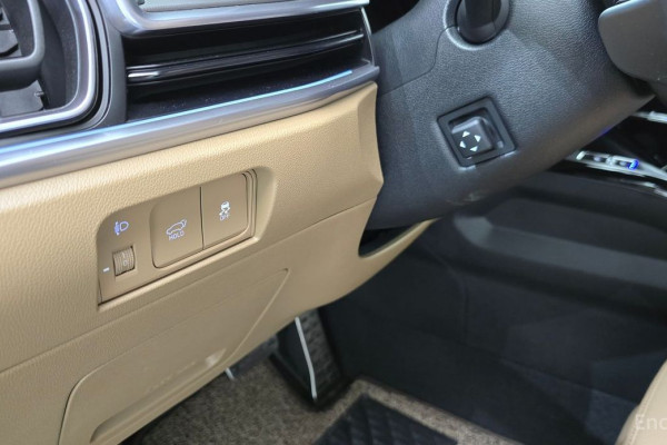 2024 Kia Sorento с пробегом 11 874 км