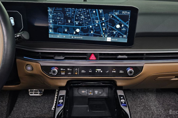 2023 Kia Sorento с пробегом 18 872 км