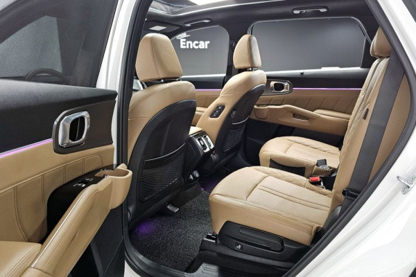 2023 Kia Sorento с пробегом 25 381 км