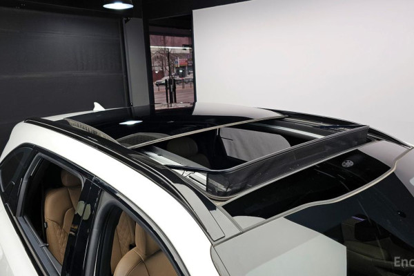 2023 Kia Sorento с пробегом 25 381 км