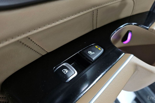 2023 Kia Sorento с пробегом 25 381 км