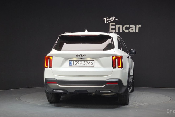 2025 Kia Sorento с пробегом 8 875 км