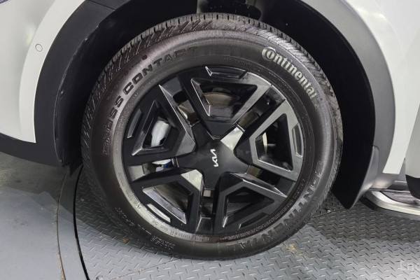 2025 Kia Sorento с пробегом 8 875 км