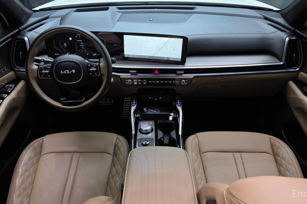 2025 Kia Sorento с пробегом 8 875 км