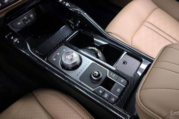 2025 Kia Sorento с пробегом 10 553 км