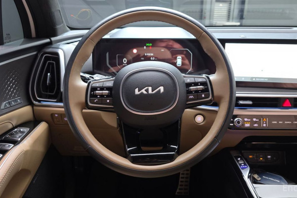 2025 Kia Sorento с пробегом 8 875 км