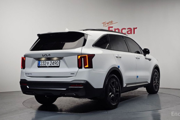 2024 Kia Sorento с пробегом 27 585 км