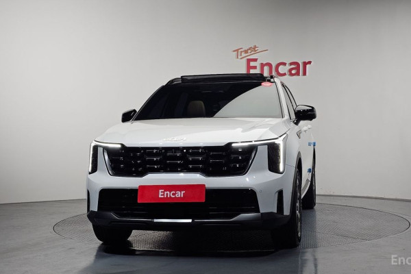 2024 Kia Sorento с пробегом 27 585 км