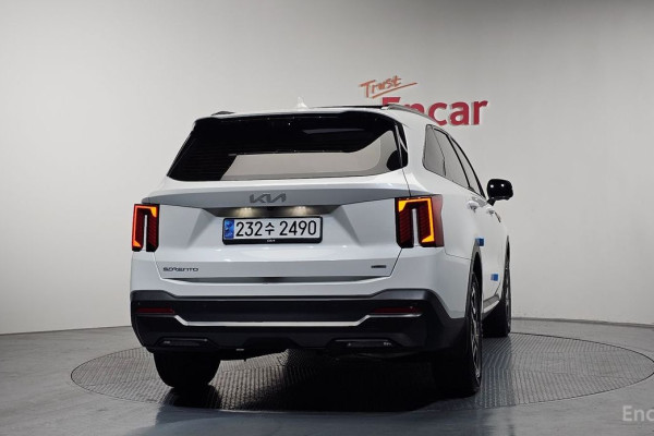 2024 Kia Sorento с пробегом 27 585 км