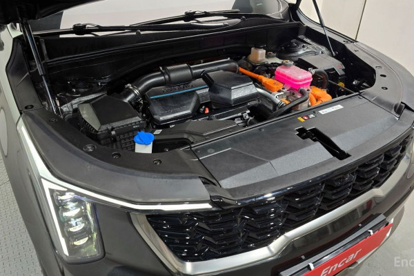 2024 Kia Sorento с пробегом 16 360 км