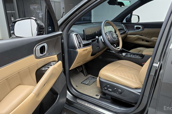 2024 Kia Sorento с пробегом 16 360 км