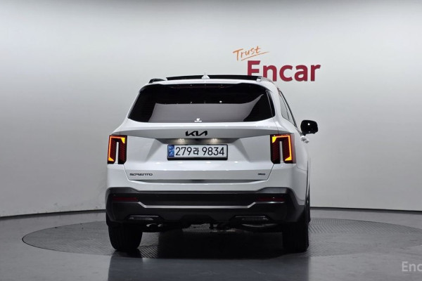 2025 Kia Sorento с пробегом 3 709 км