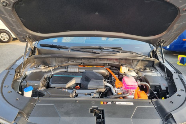 2024 Kia Sorento с пробегом 9 335 км