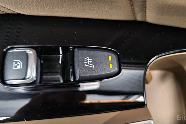 2025 Kia Sorento с пробегом 8 079 км