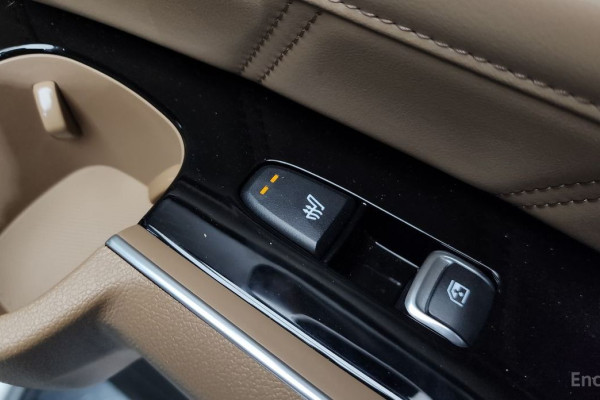 2024 Kia Sorento с пробегом 27 585 км