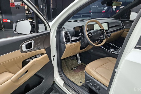 2025 Kia Sorento с пробегом 3 709 км