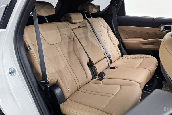 2025 Kia Sorento с пробегом 3 709 км