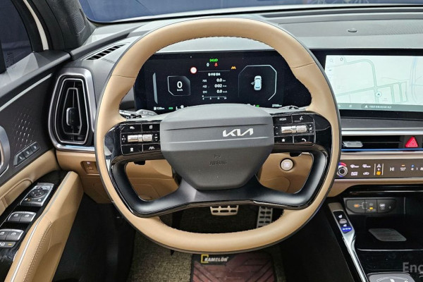 2025 Kia Sorento с пробегом 3 709 км