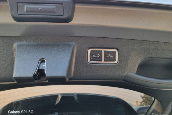 2024 Kia Sorento с пробегом 9 335 км