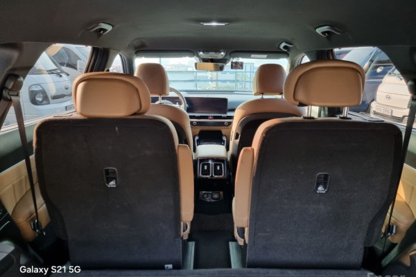 2024 Kia Sorento с пробегом 9 335 км